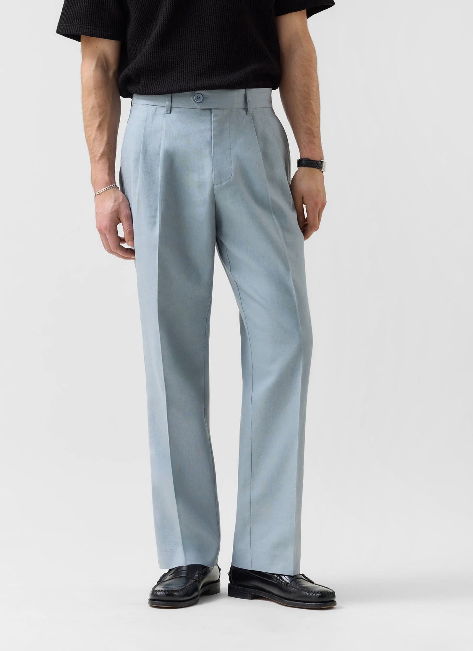 Pleated Tailored Trousers | Linen | Light Blue