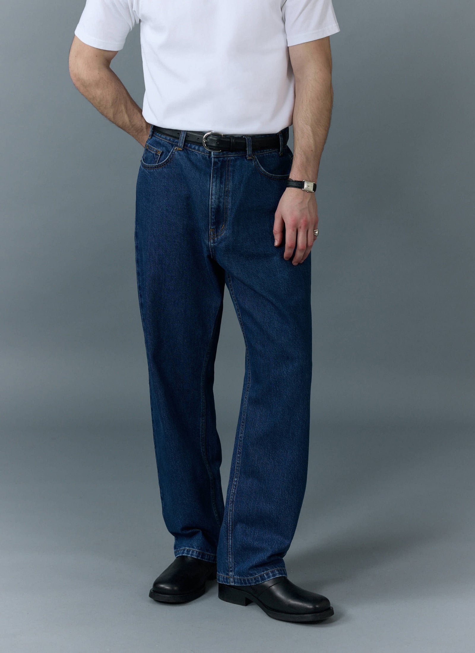 Relaxed Leg Denim Jeans Cotton Mid Wash