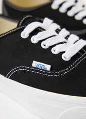 Vans Premium Authentic 44 Shoe With White