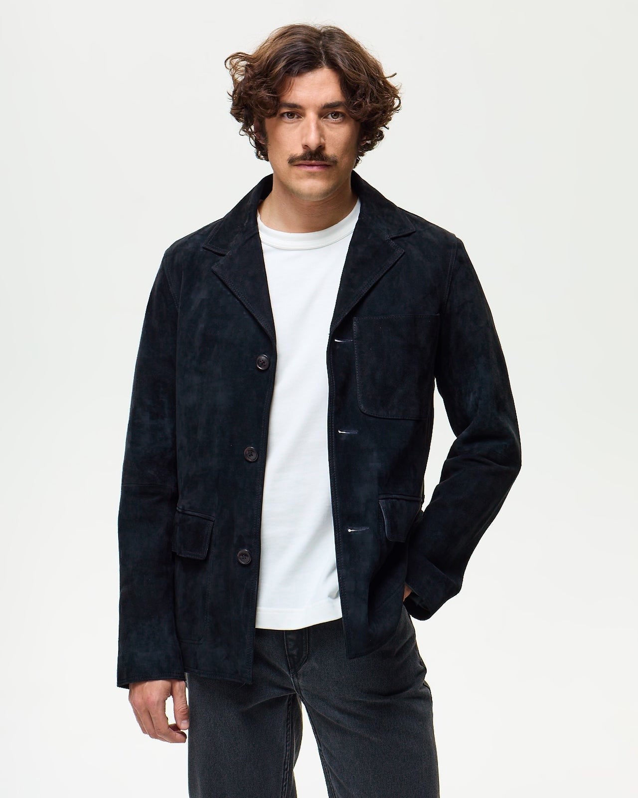Perriand Noir Khol