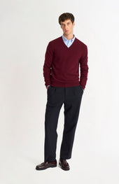 Men's Classic V-neck Cashmere Jumper In Burgundy