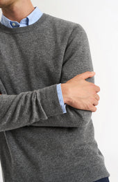 Men's Classic Crew Neck Cashmere Jumper In Light Grey Melange