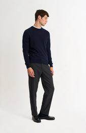Men's Classic Crew Neck Cashmere Jumper In Navy Blue