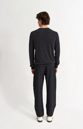 Men's Classic Round Neck Cashmere Jumper In Charcoal