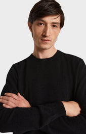 Men's Classic Round Neck Cashmere Jumper In Black