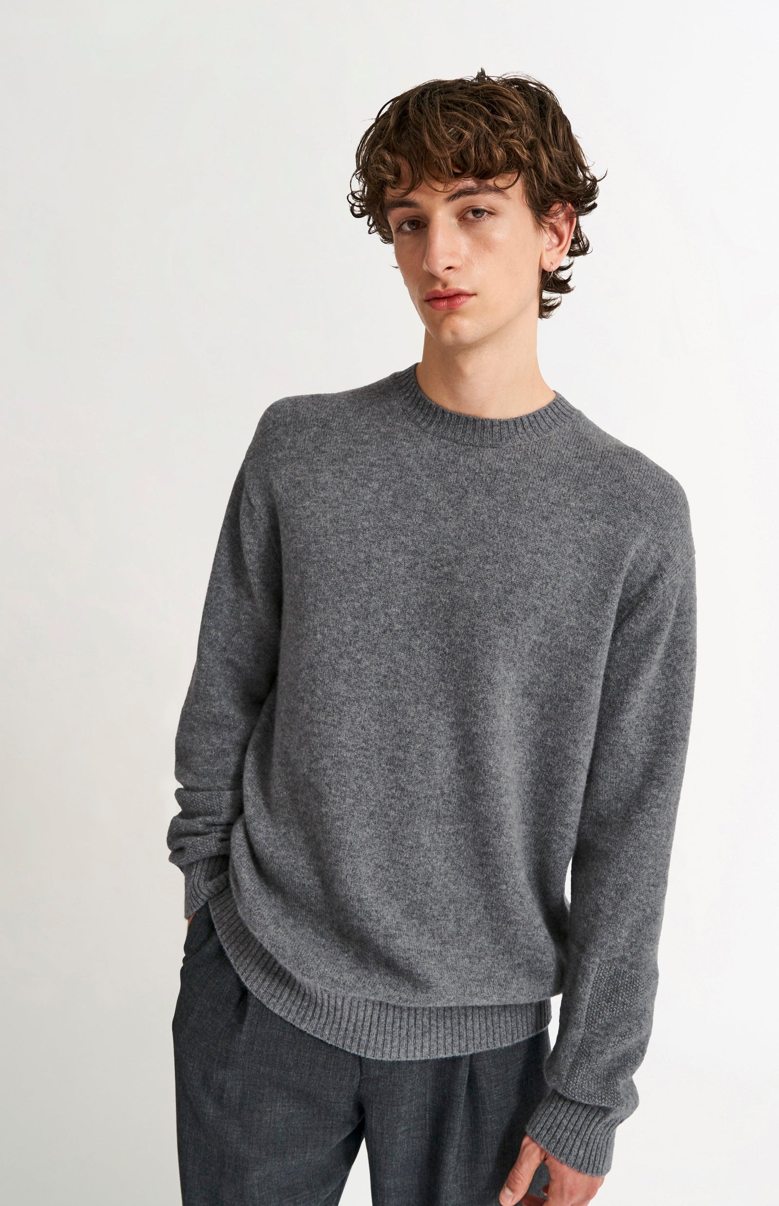 Men's Round Neck Cashmere Jumper In Grey Melange