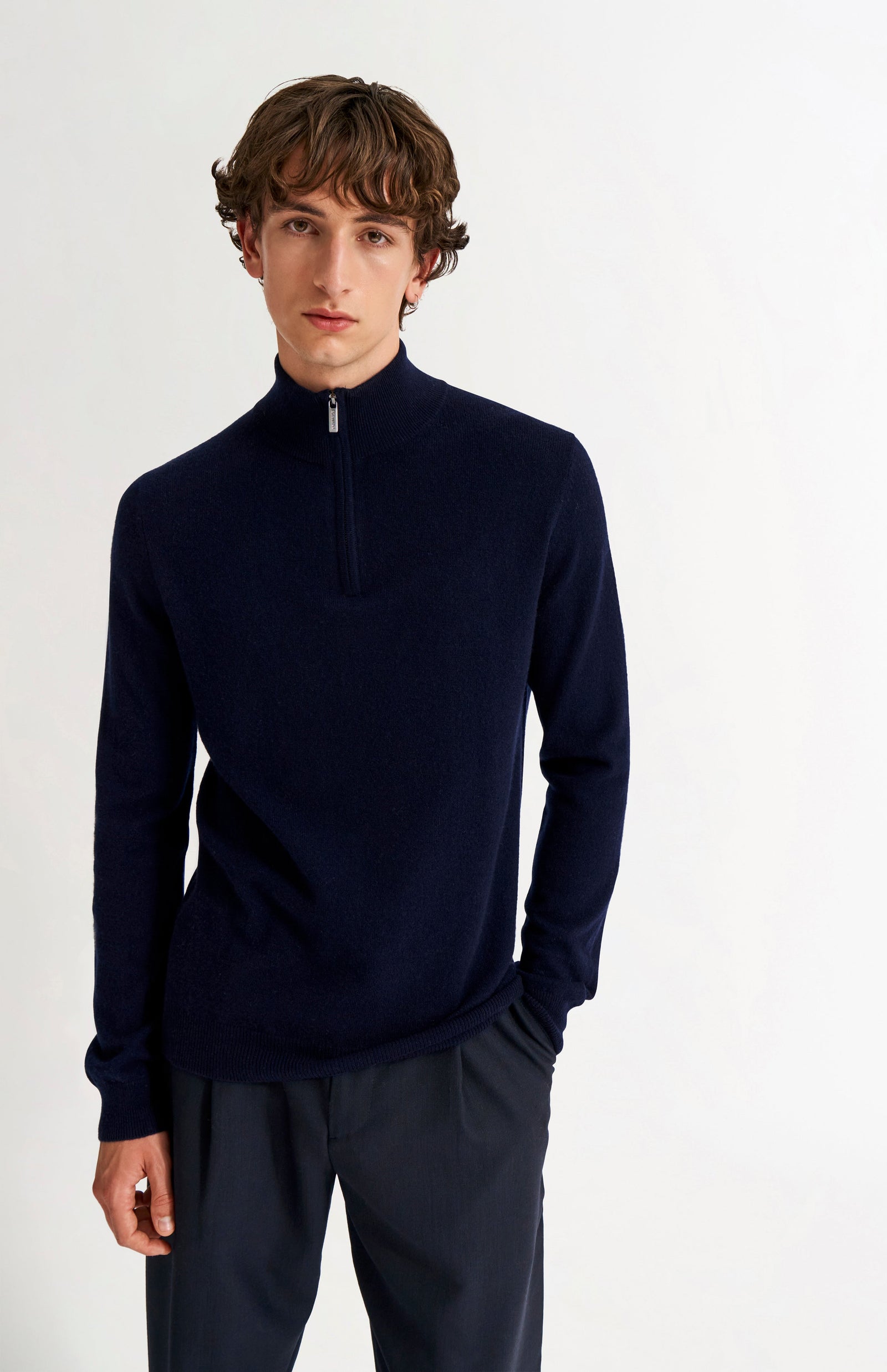 Men's Qtr Zip Cashmere Classic Jumper In Navy Melange