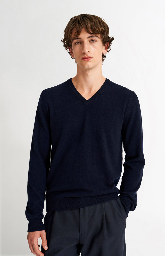 Men's Classic V Neck Cashmere Jumper In Navy Melange