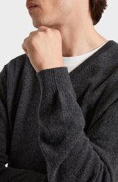 Men's Classic V Neck Cashmere Jumper In Charcoal