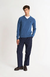 Men's Classic V-neck Supersoft Lambswool Jumper In Bering Sea Blue