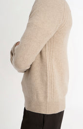 Men's Classic V-neck Supersoft Lambswool Jumper In Oatmeal