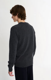 Men's Classic Crew Neck Supersoft Lambswool Jumper In Charcoal