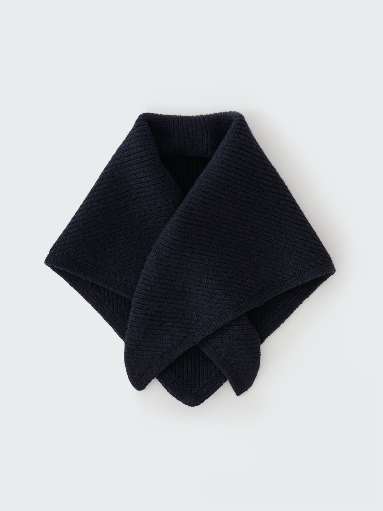 Pythagoras Scarf In Darkest