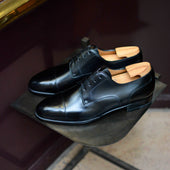 Pearce en cuir noir (Archives)