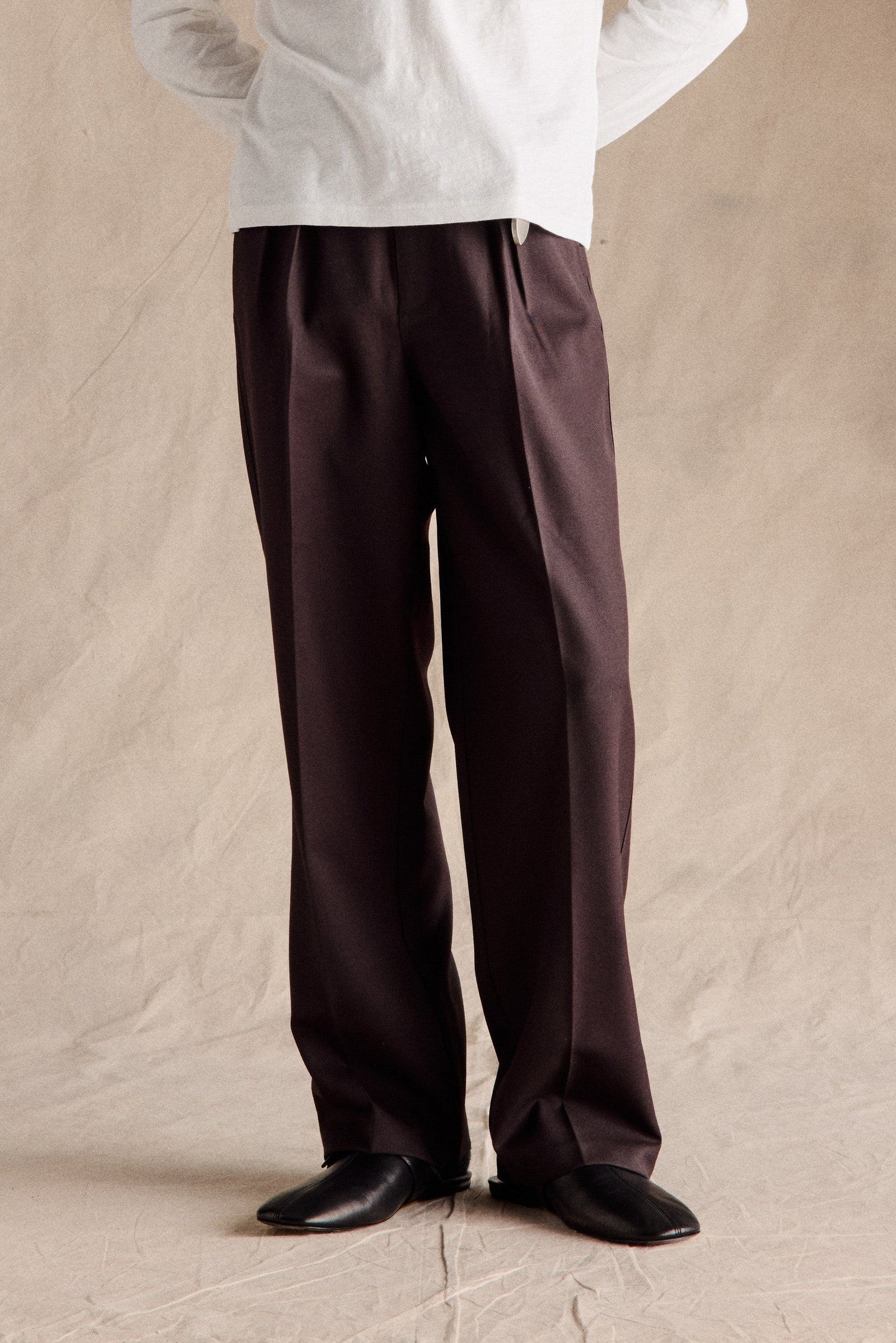 Manhattan Pleated Trousers Dark Brown