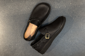 R005 Slip On