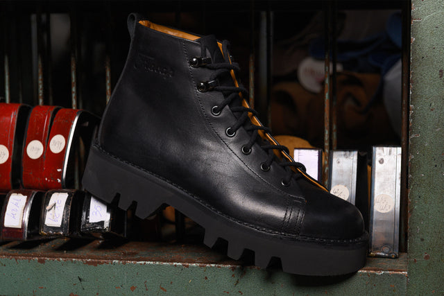 Monkey R300 Black