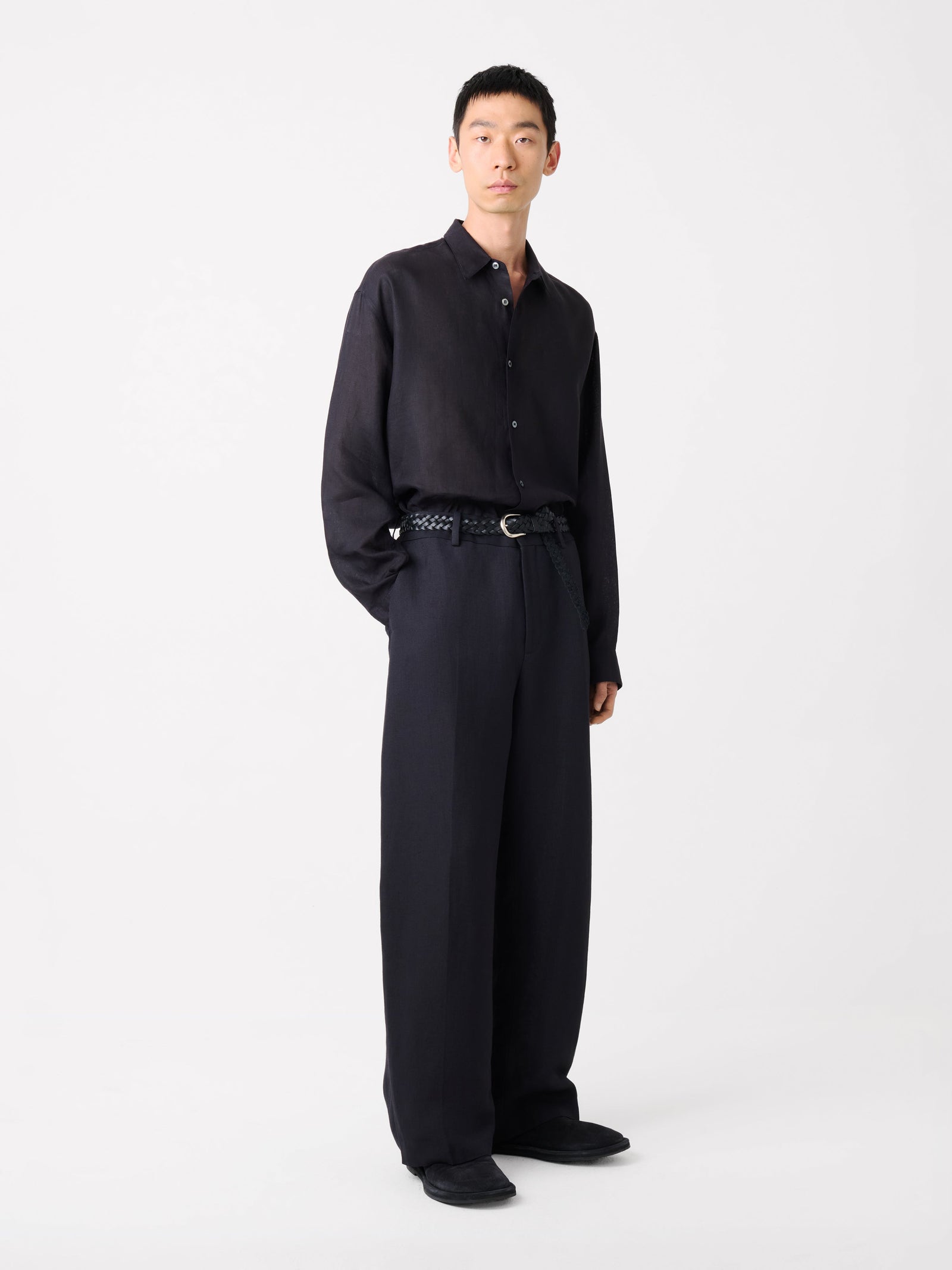 Rafe Linen Shirt In Darkest