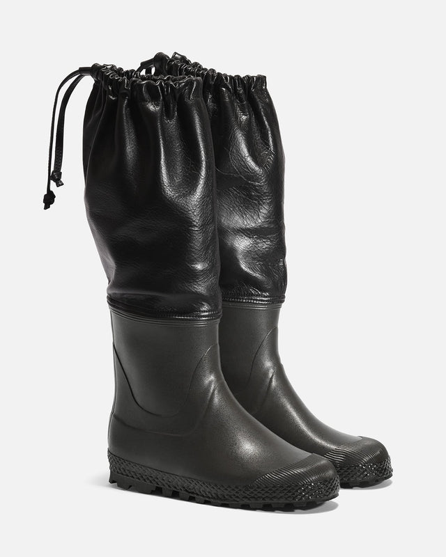 Rain boots black