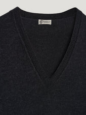 Rally V Neck