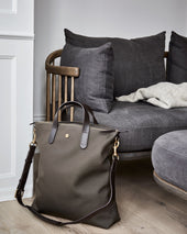 M/S Shopper – Navy/Dark Brown