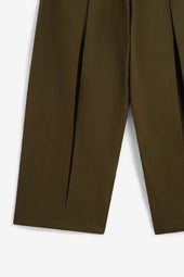 Aw26 Box Pleat Trouser Green