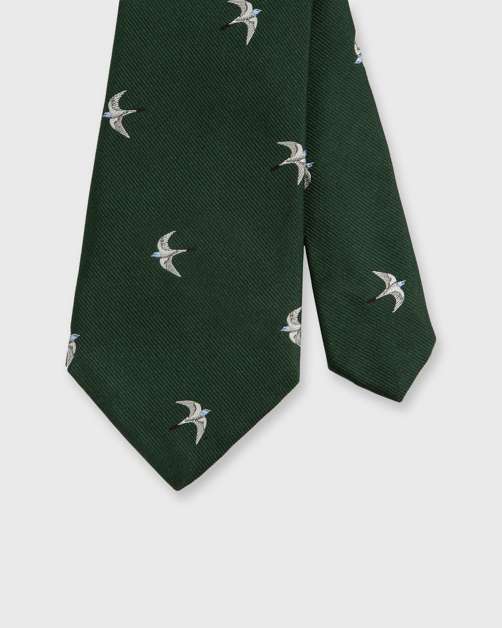 Silk Club Tie In White Sky Swallow