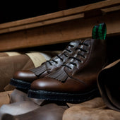 Gaucho Crazy Horse 6 Eye Astronaut Boot & Boot Kiltie