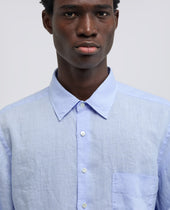 Camicia In Lino Leggero Con Taschino Azzurro