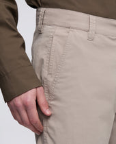 Bermuda Chino In Popeline Di Cotone E Nylon Coloniale