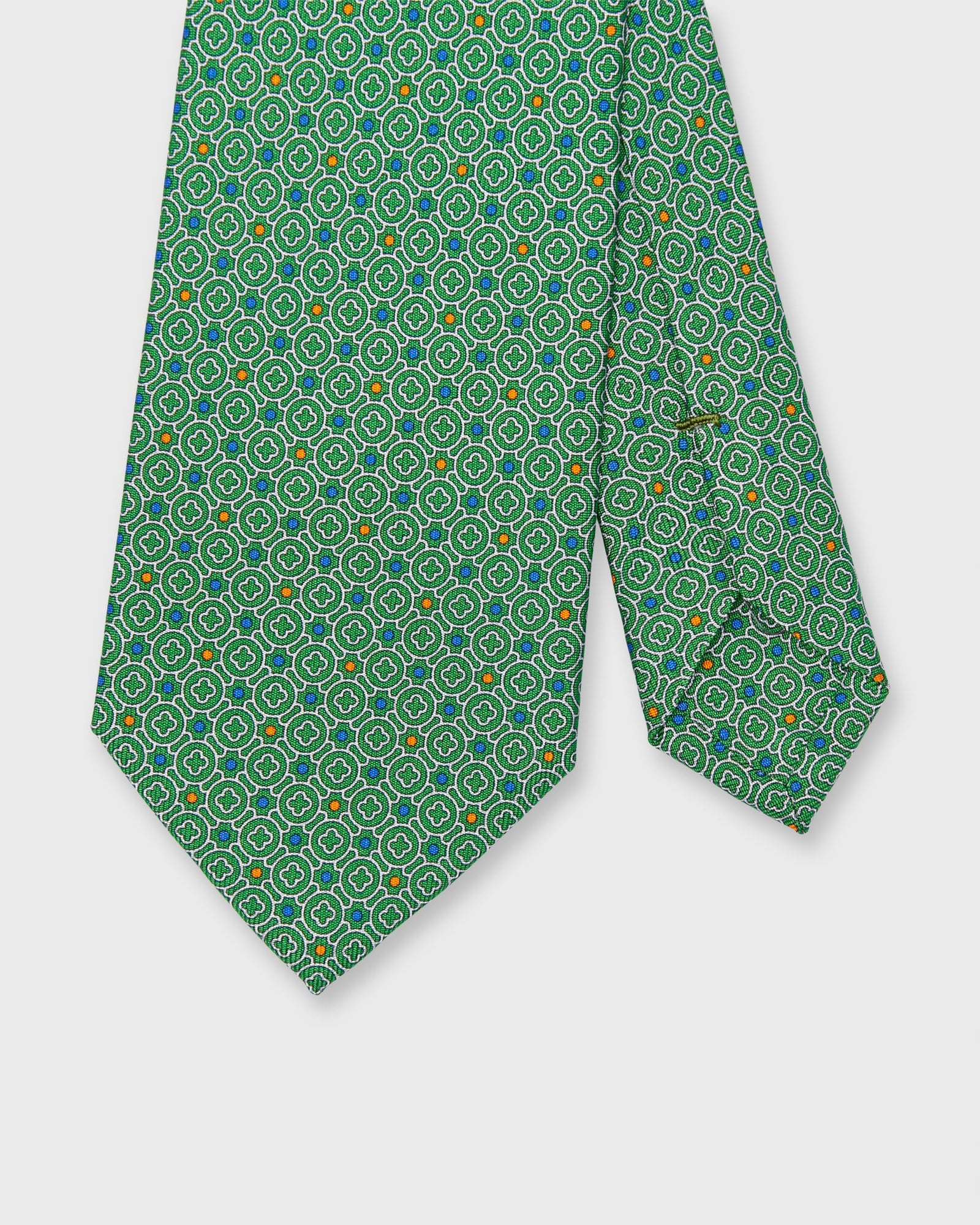Silk Print Tie In Green Quatrefoil Tile