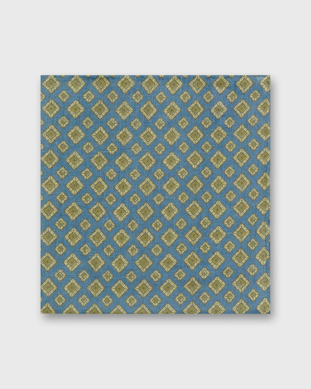 Linen Print Pocket Square in Blue/Stone Medallion