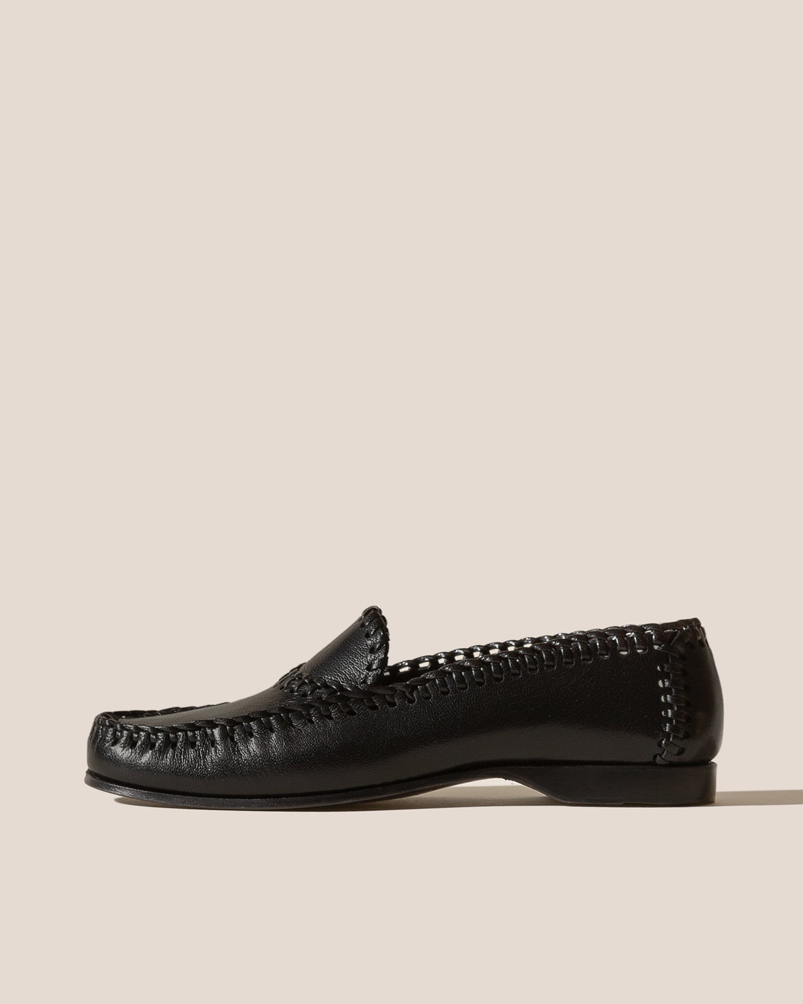 SASTRE SUPPLE SHINY - FOR ALL - Braided Seams Slip-On Loafer