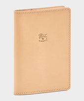 Il Bisonte Leather Passport Holder in Natural