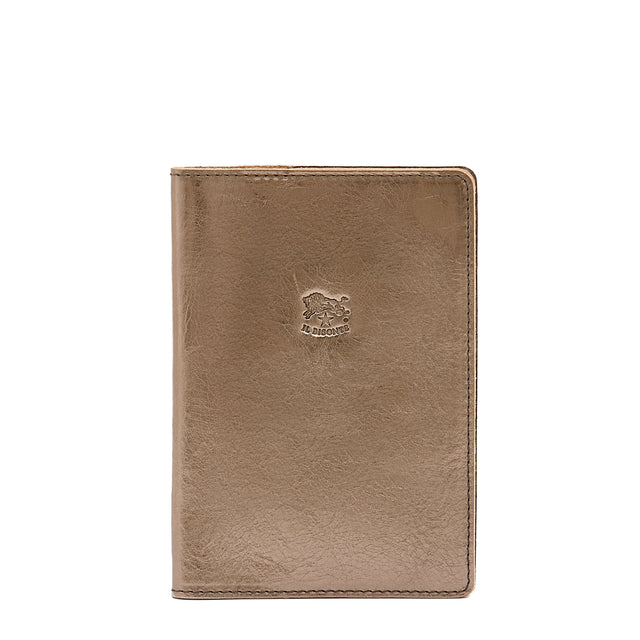 Passport holder in metallic leather color metallic bronze