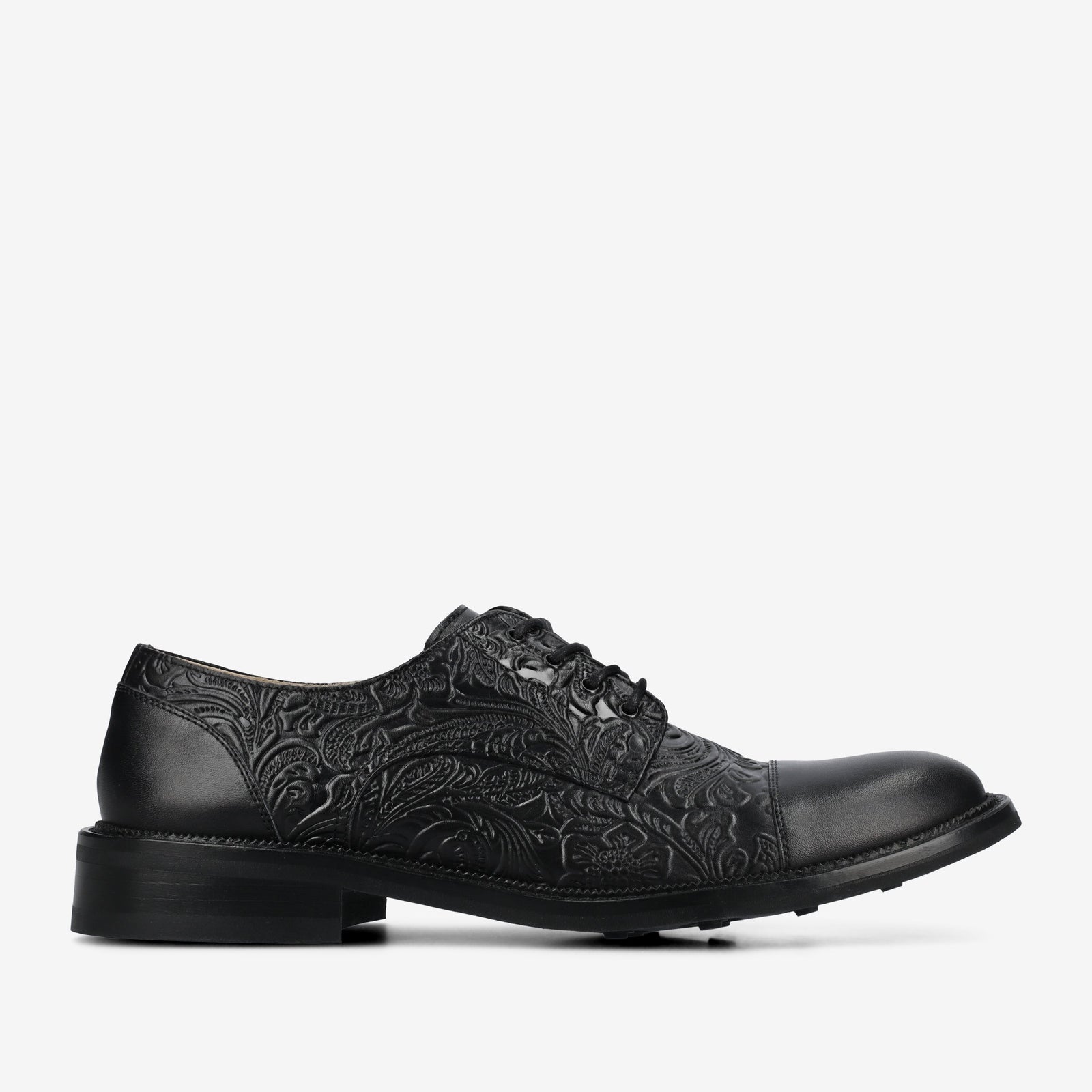 The Rome Shoe In Noir Viejo