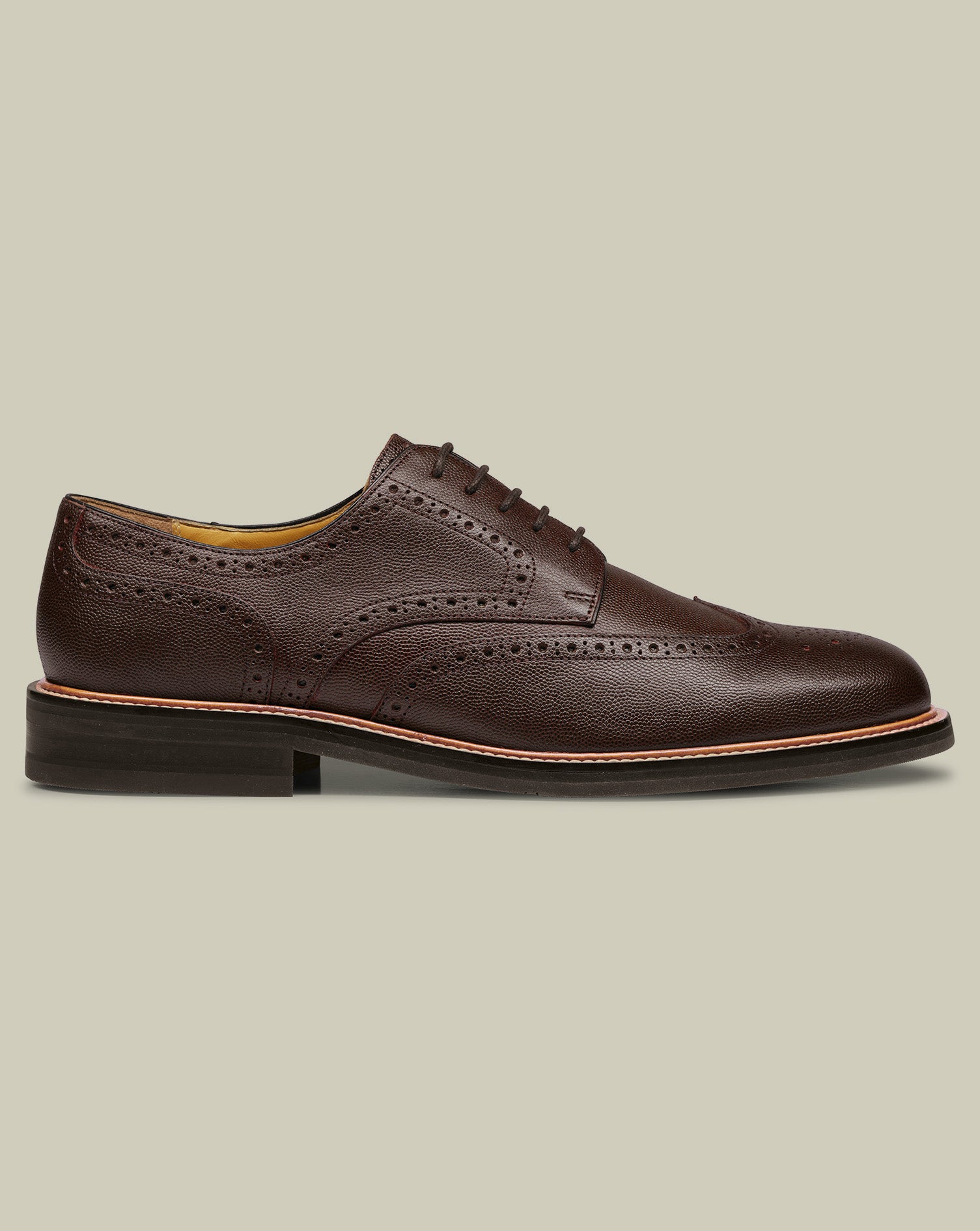 Grain Leather Rubber Sole Derby Brogue Shoes - Chestnut Brown