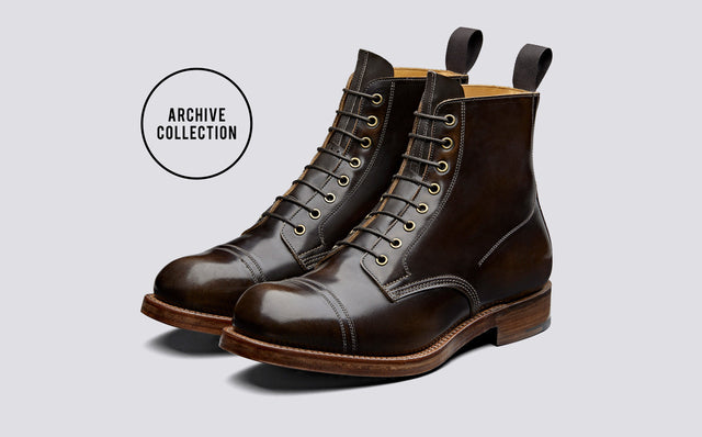 SHOE 9