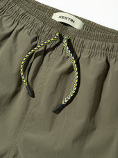Edra Active Short in Light Olive 37.5® Technology