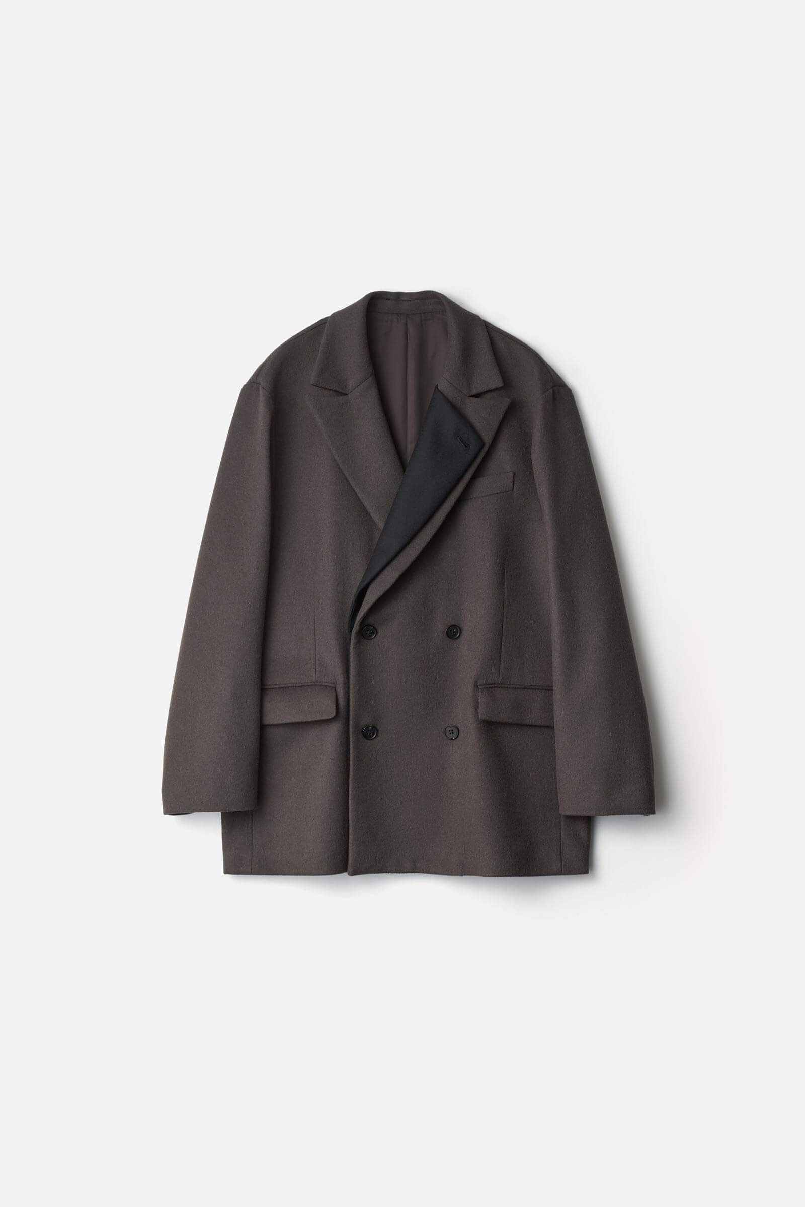 OVERSIZED DOUBLE LAPELLED JACKET