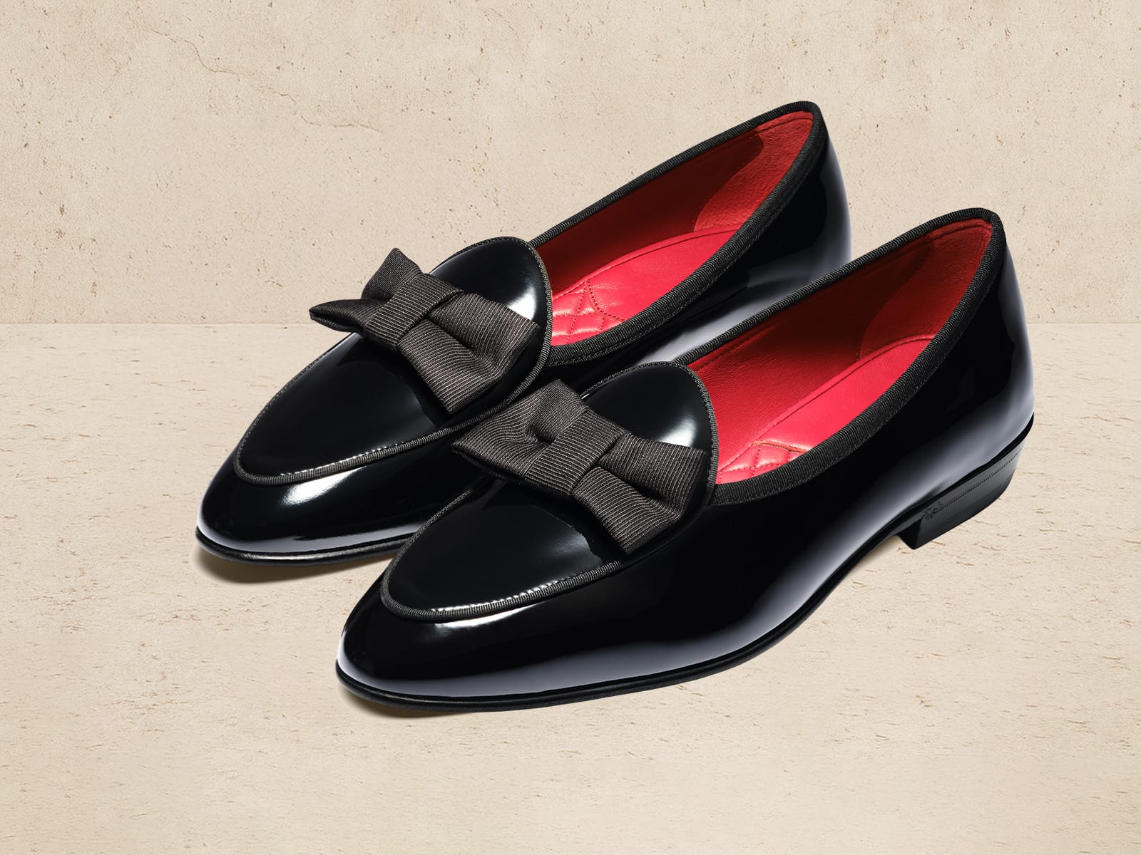 Sagan Opera Bow In Patent And Gros Grain