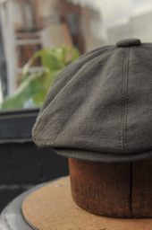 Peaky Hat Belgian Linen Green M