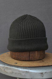 Cardigan Stitch Beanie Hunting Green