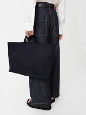 Standard Tote In Darkest