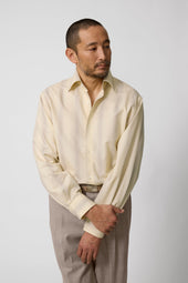 Spread Collar Shirt