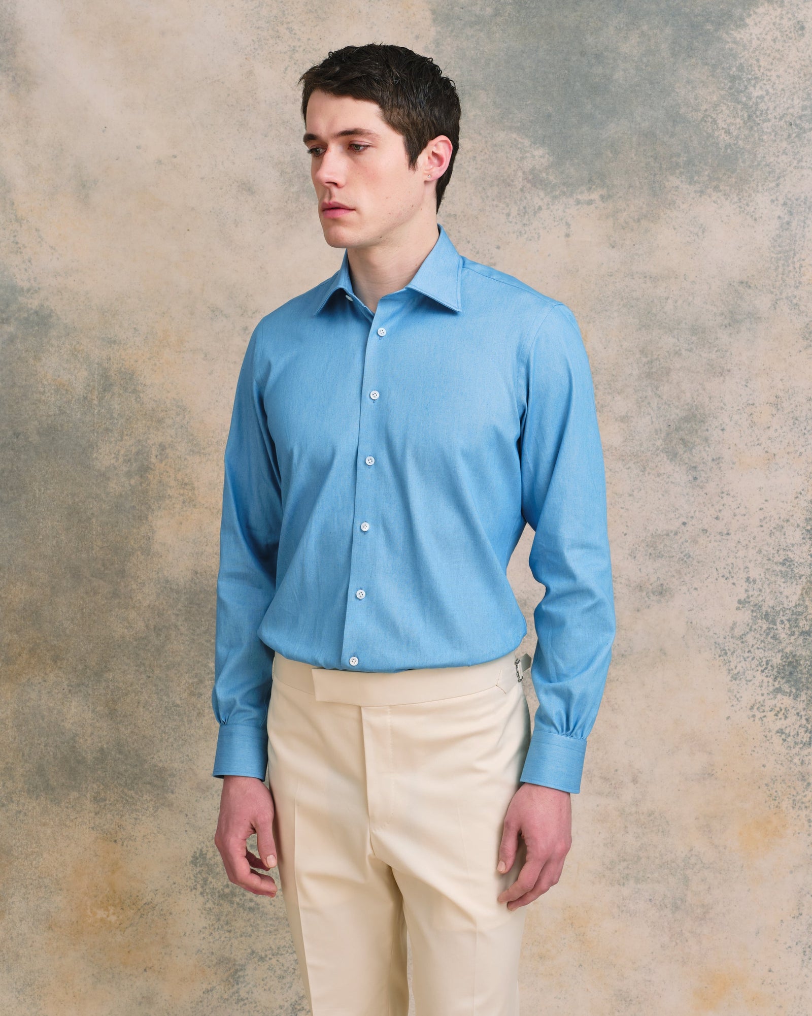 Light Classic Collar Shirt
