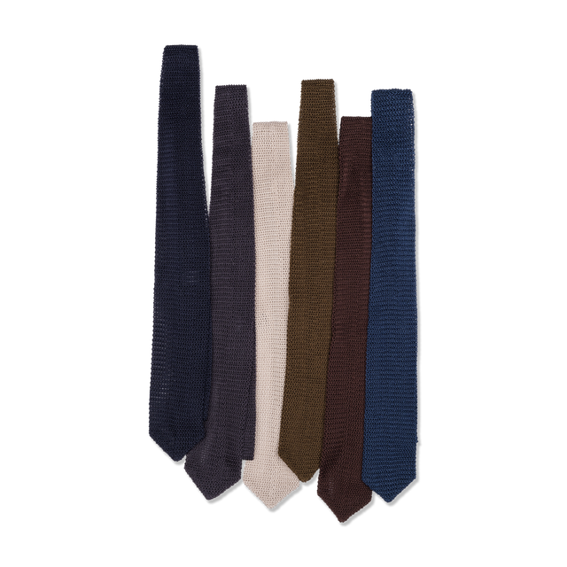 Silk Knitted Tie in Olive Green