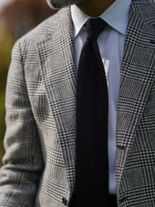 V Point Knit Tie Silk