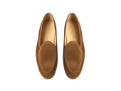 Stride Loafers In Earth Glove Suede Caramel Sole
