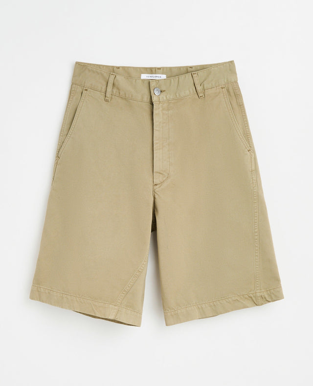 Wide Twist Chino Shorts